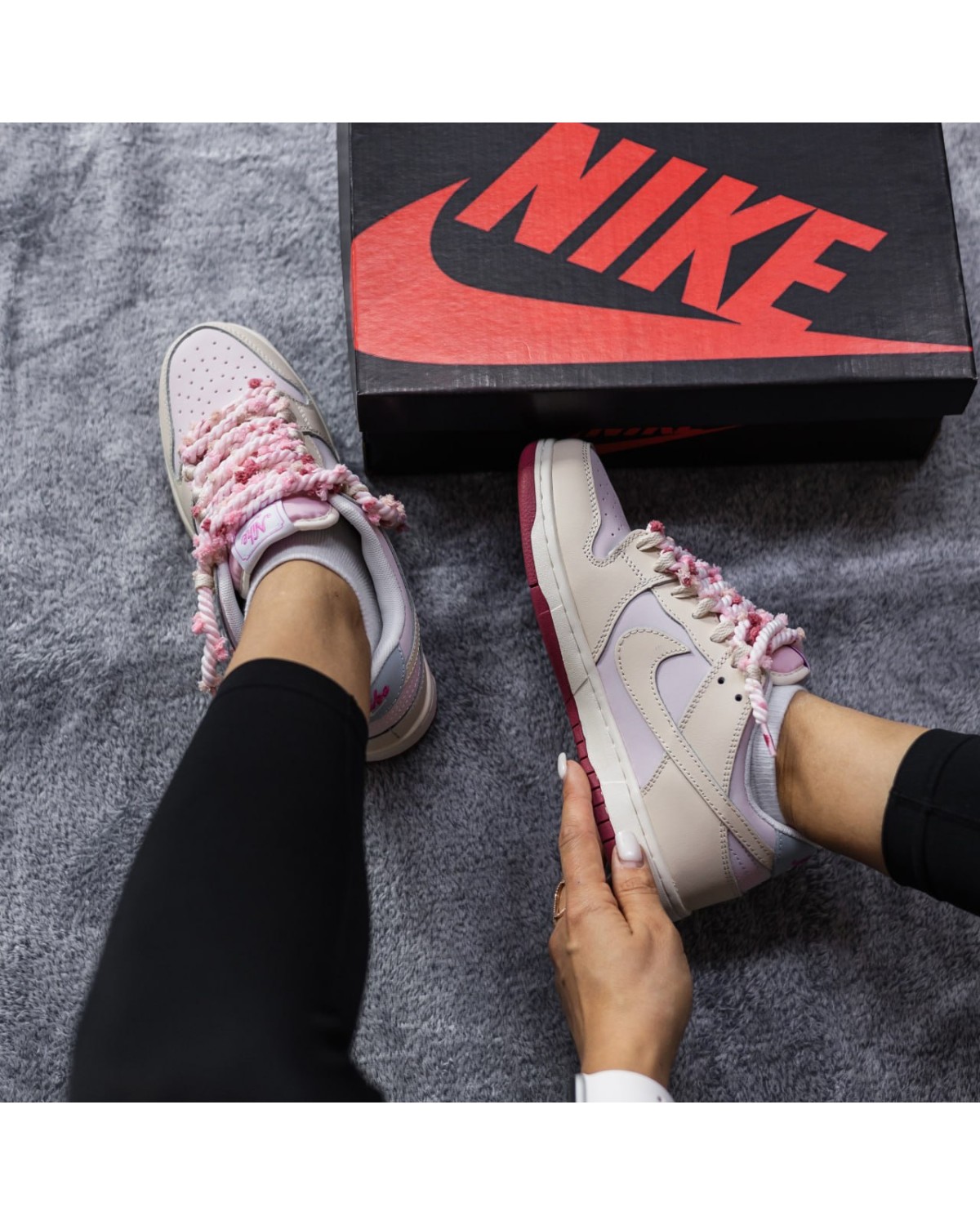 Nike Dunk Low "Valentine's Day" Nike Dunk Low "Valentine's Day"
