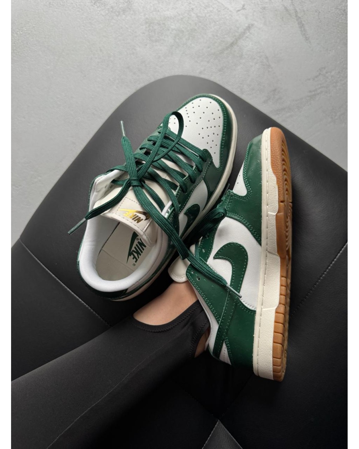 Nike Dunk Low LX Green Ostrich Nike Dunk Low LX Green Ostrich