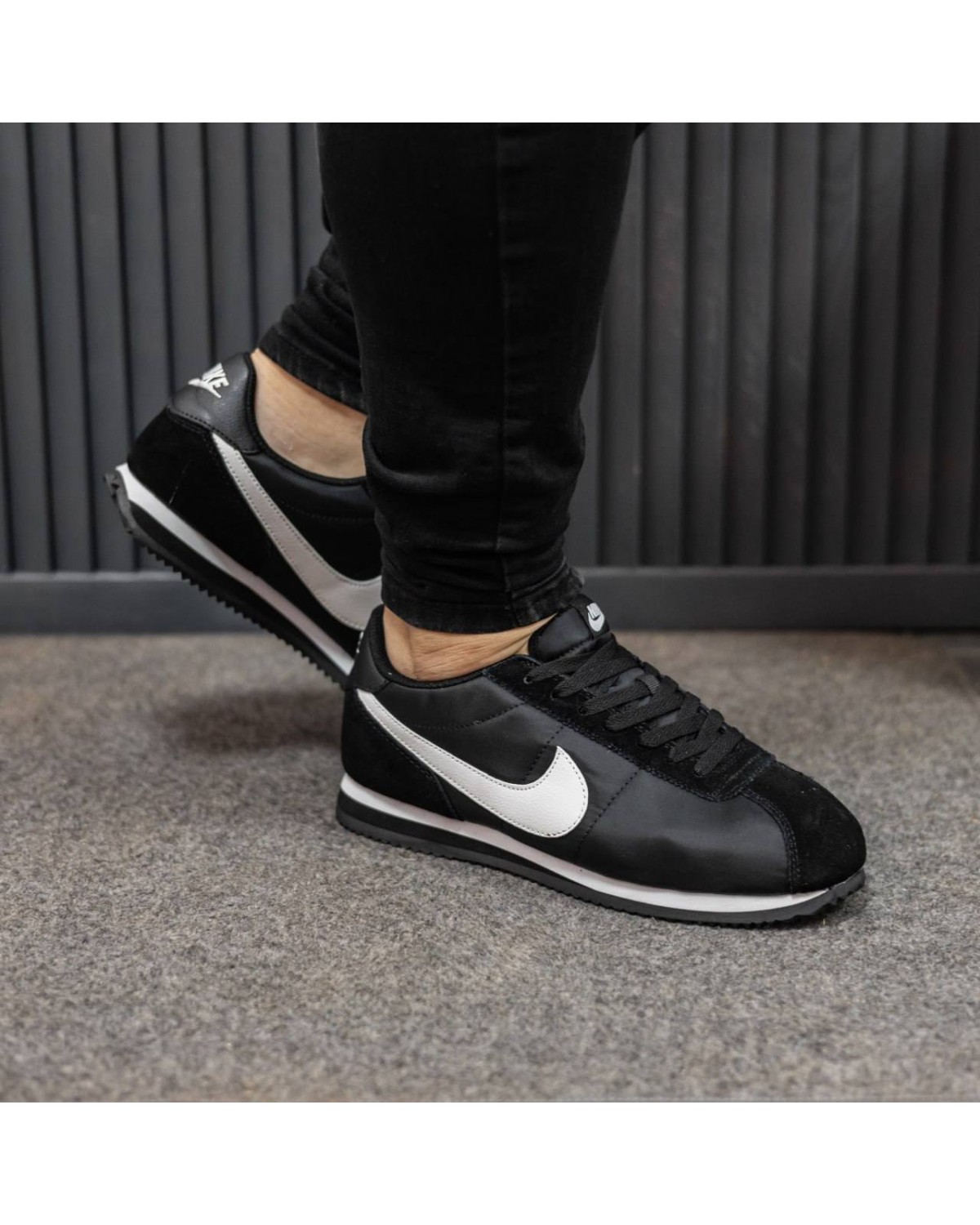 Nike Cortez Black White