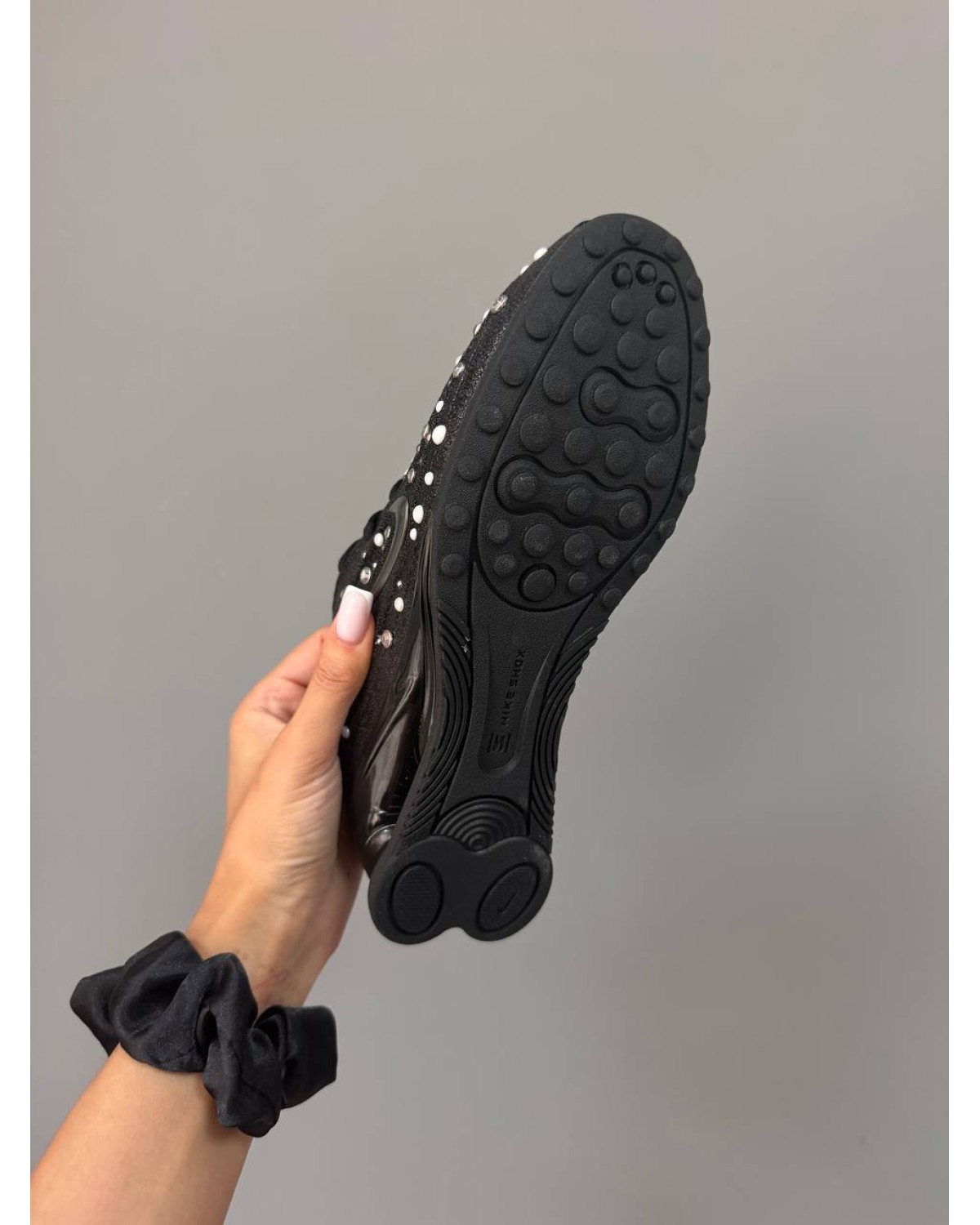Nike Shox R4 Black Pearl Rhinestone Nike Shox R4 Black Pearl Rhinestone