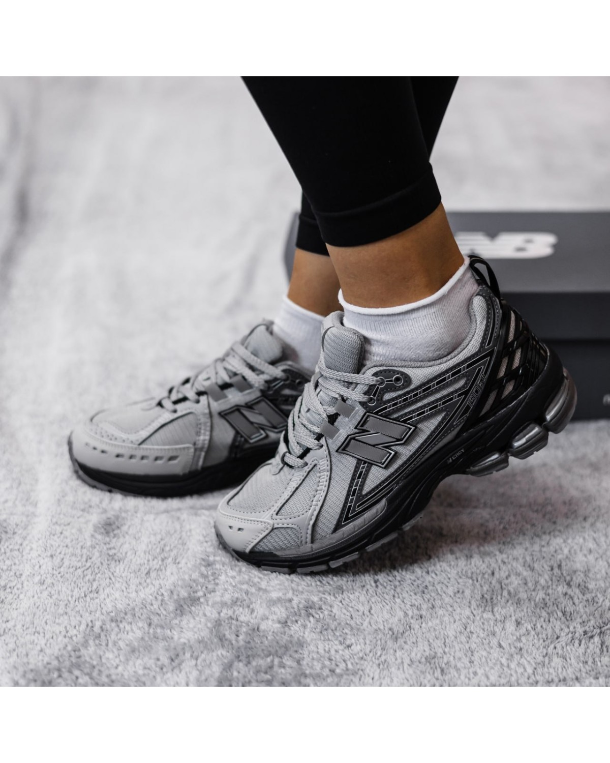 New Balance 1906R