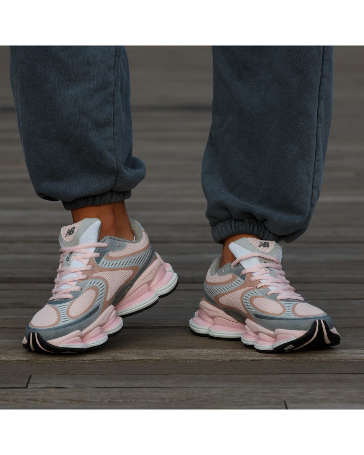 New Balance 2000 Truffle Salt