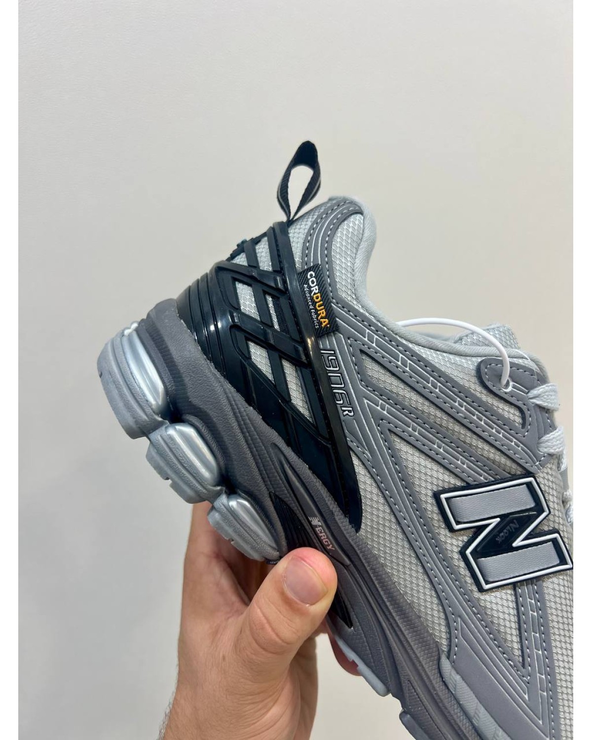 New Balance 1906R Gore-Tex Grey Black New Balance 1906R Gore-Tex Grey Black