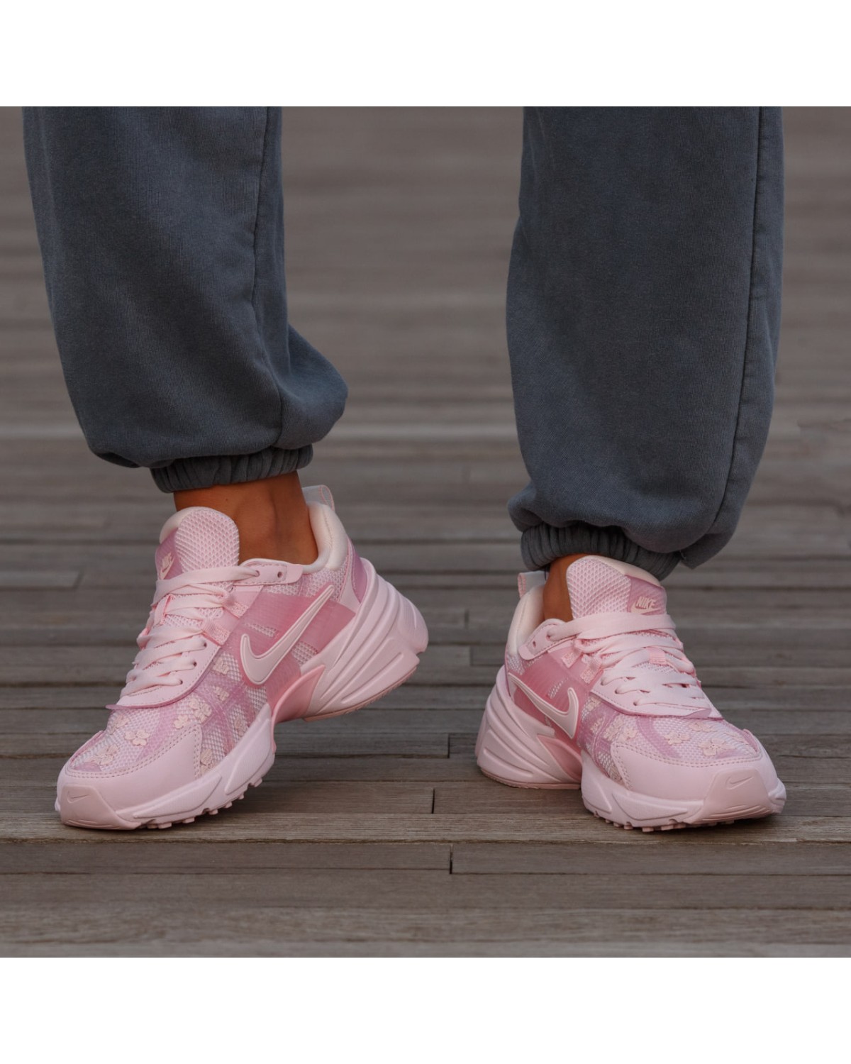 Nike V2K Run Pink Flowers