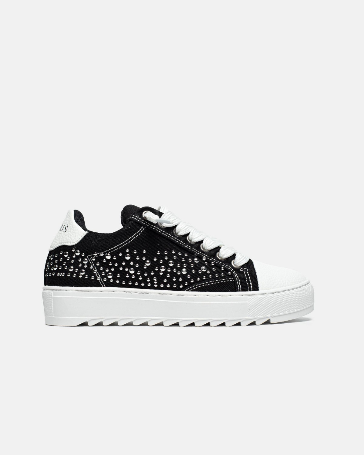 Numeris Studded Black