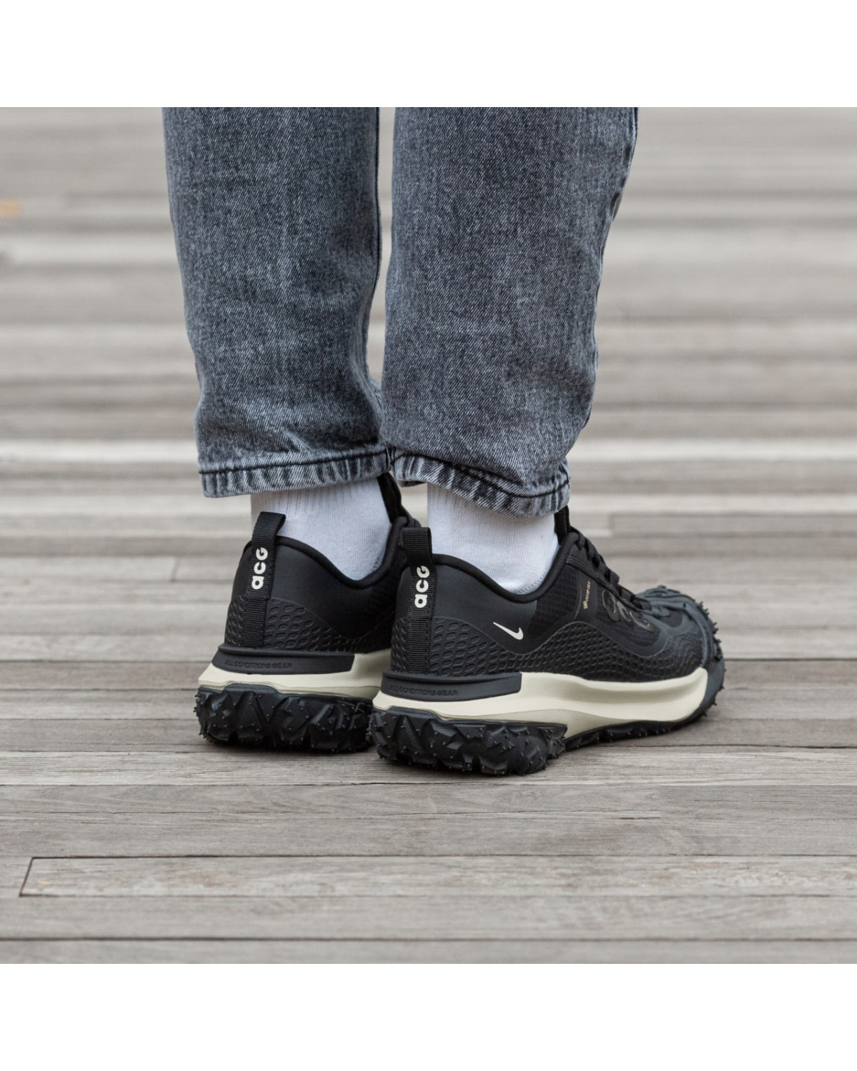 Nike ACG Mountain Fly Gore-Tex Nike ACG Mountain Fly Gore-Tex