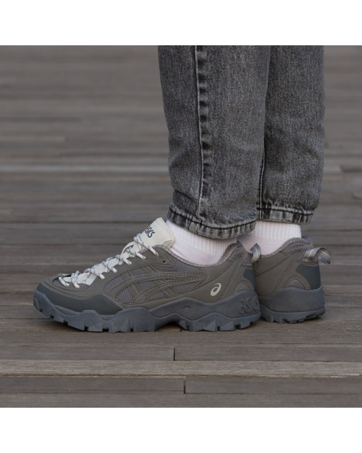 Asics Gel-Pickax Grey