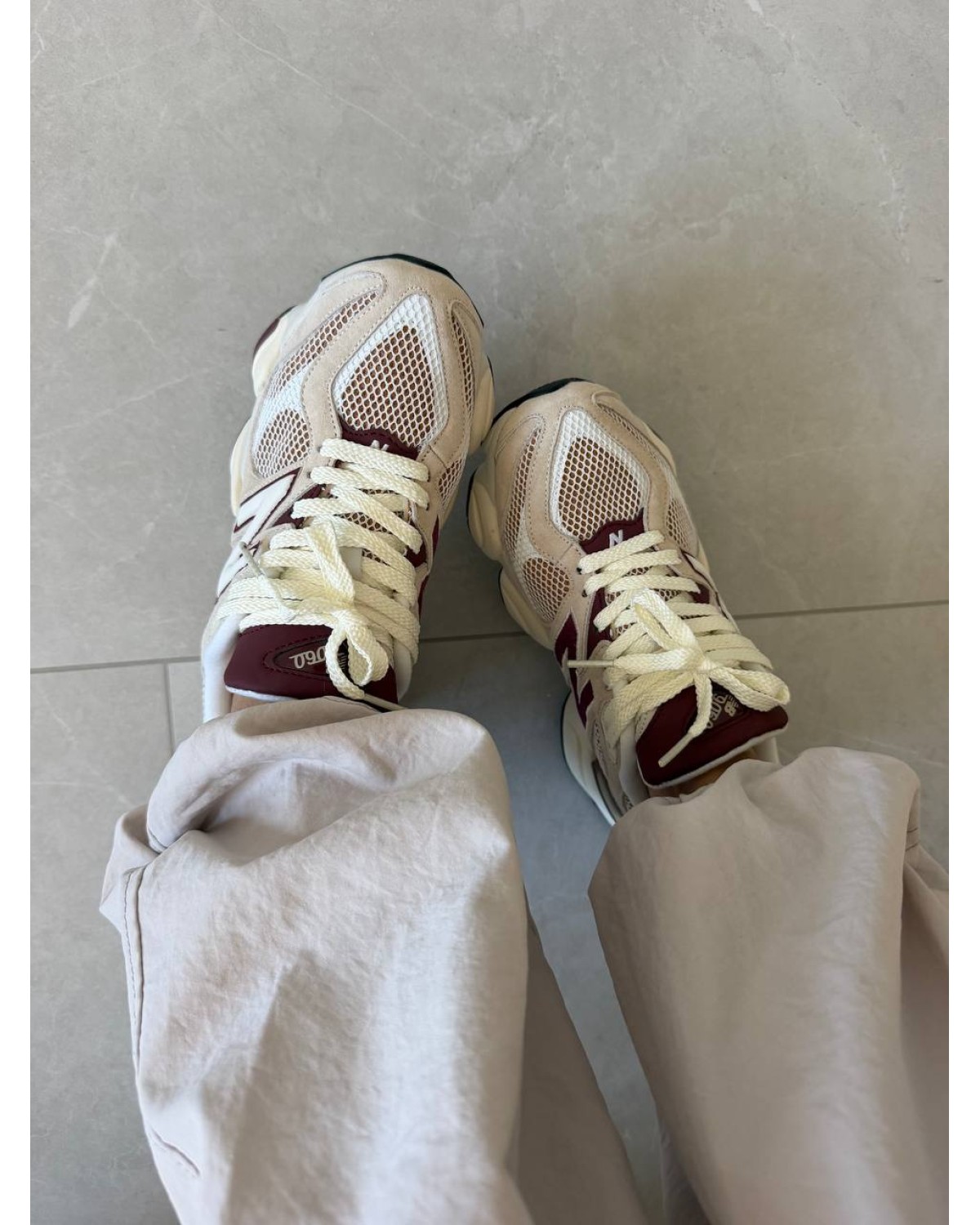 New Balance 9060 Linen Burgundy