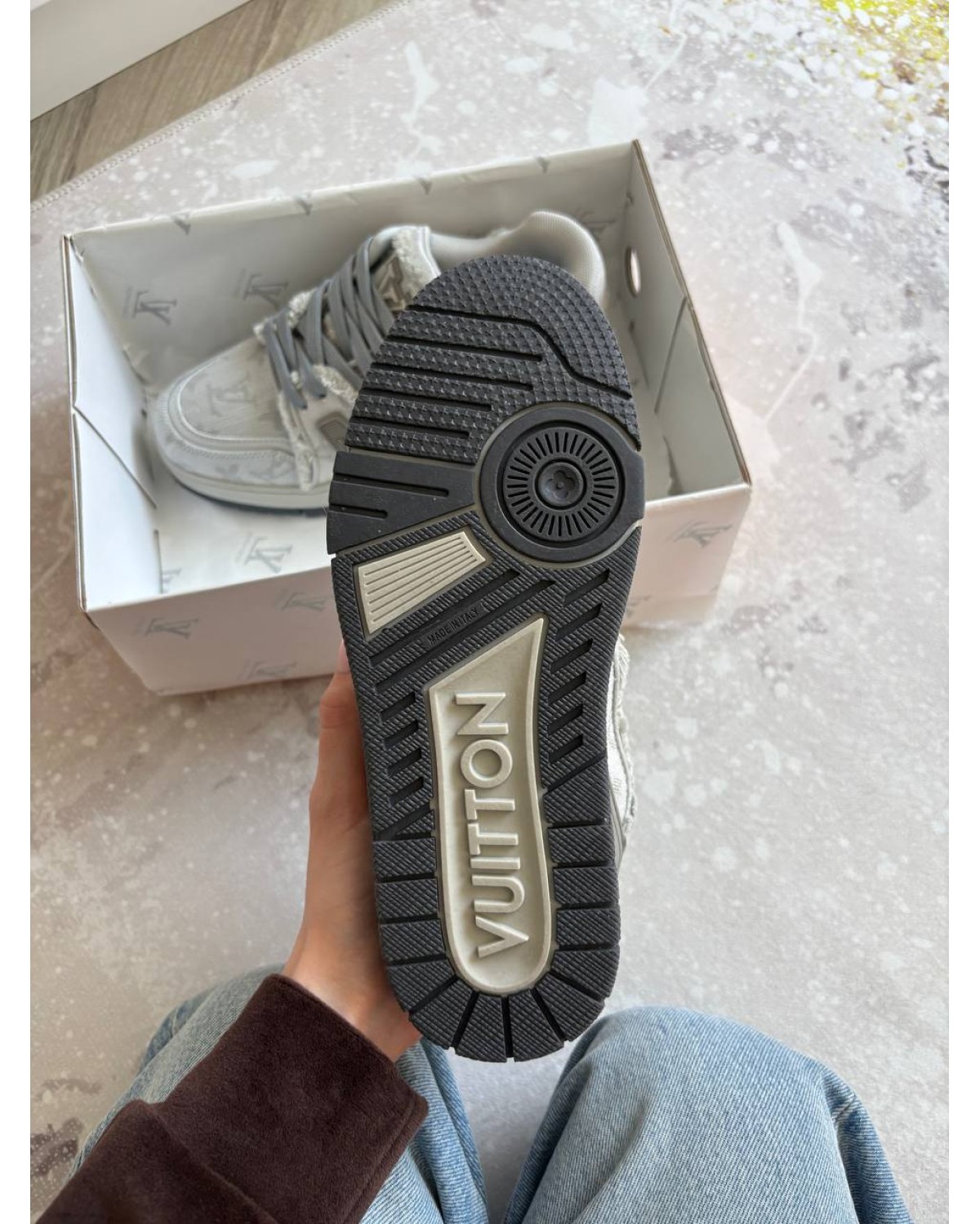 Louis Vuitton Trainer Grey Louis Vuitton Trainer Grey