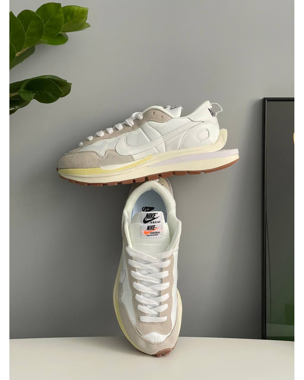 Nike Vaporwaffle Sacai White