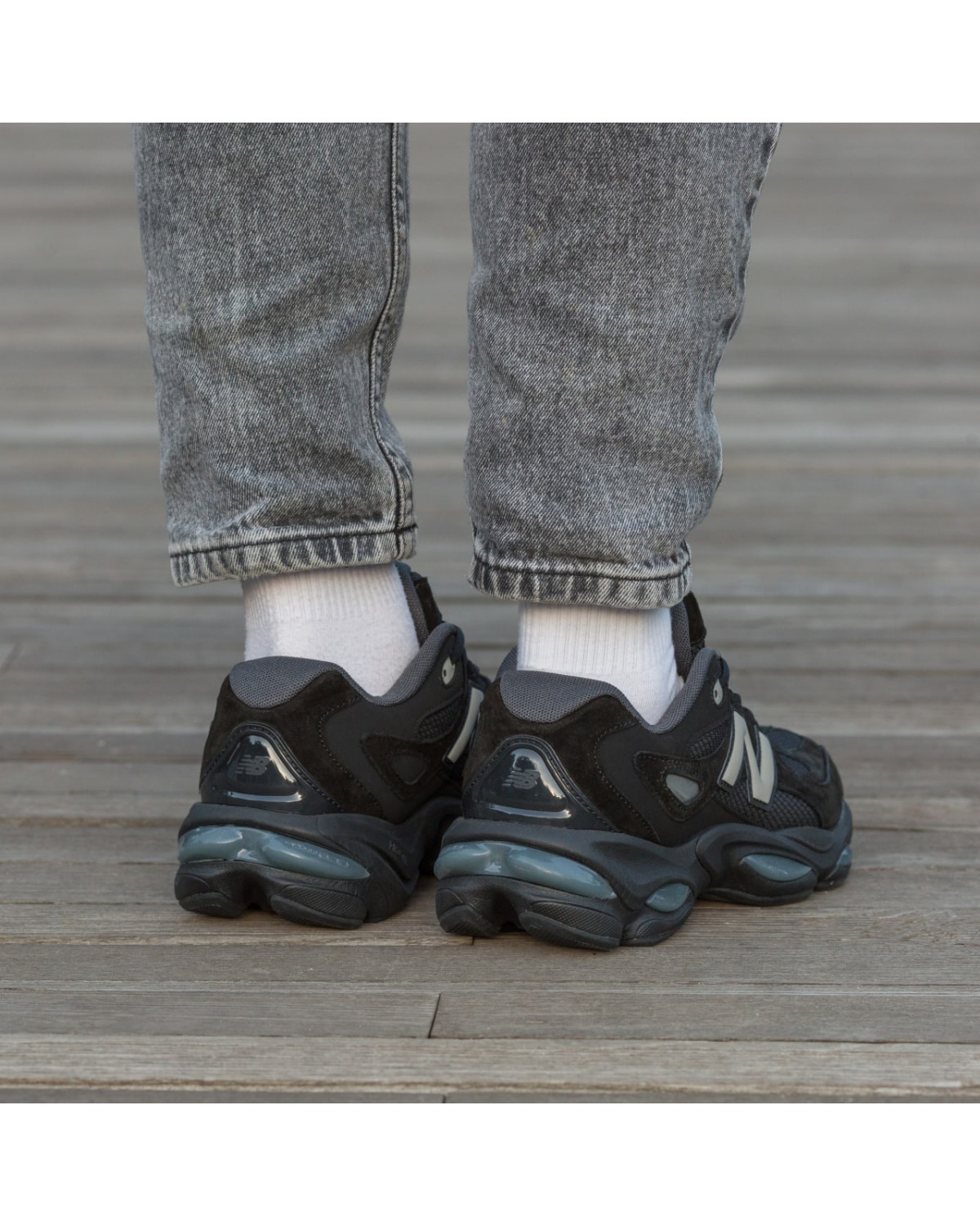 New Balance 983 Black