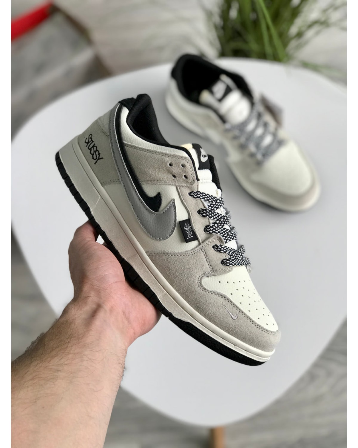 Nike SB Dunk x Stussy Grey Beige