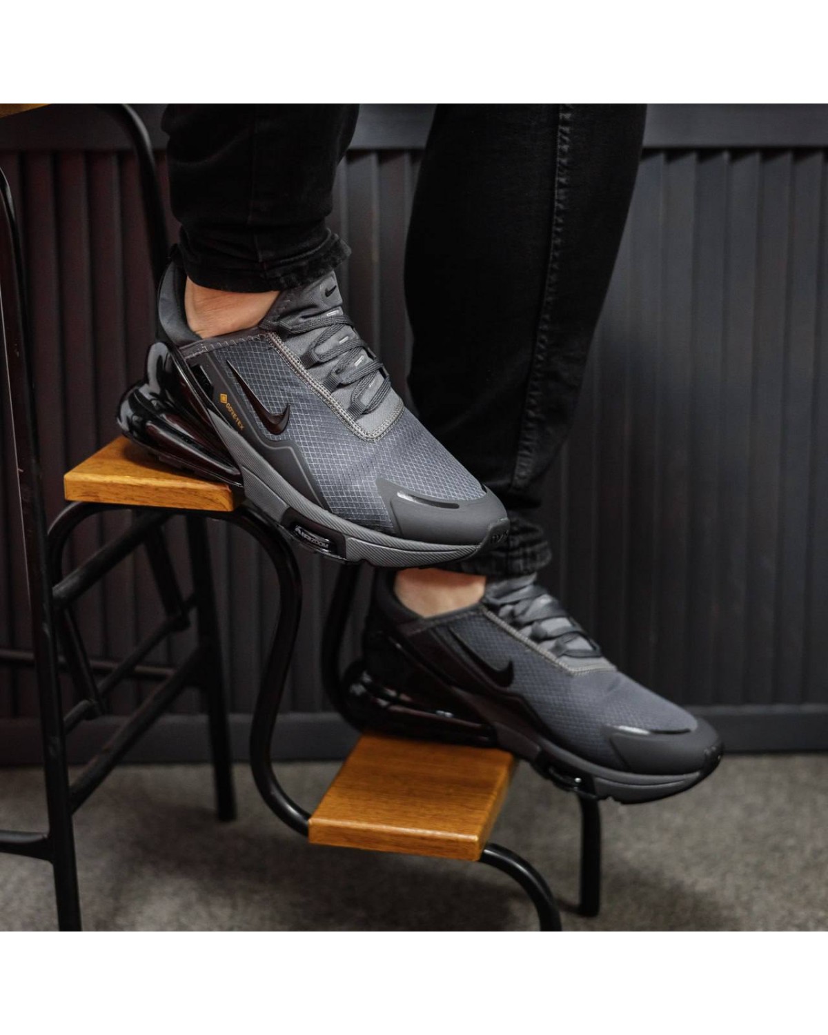 Nike Air Max 270 Gore-Tex