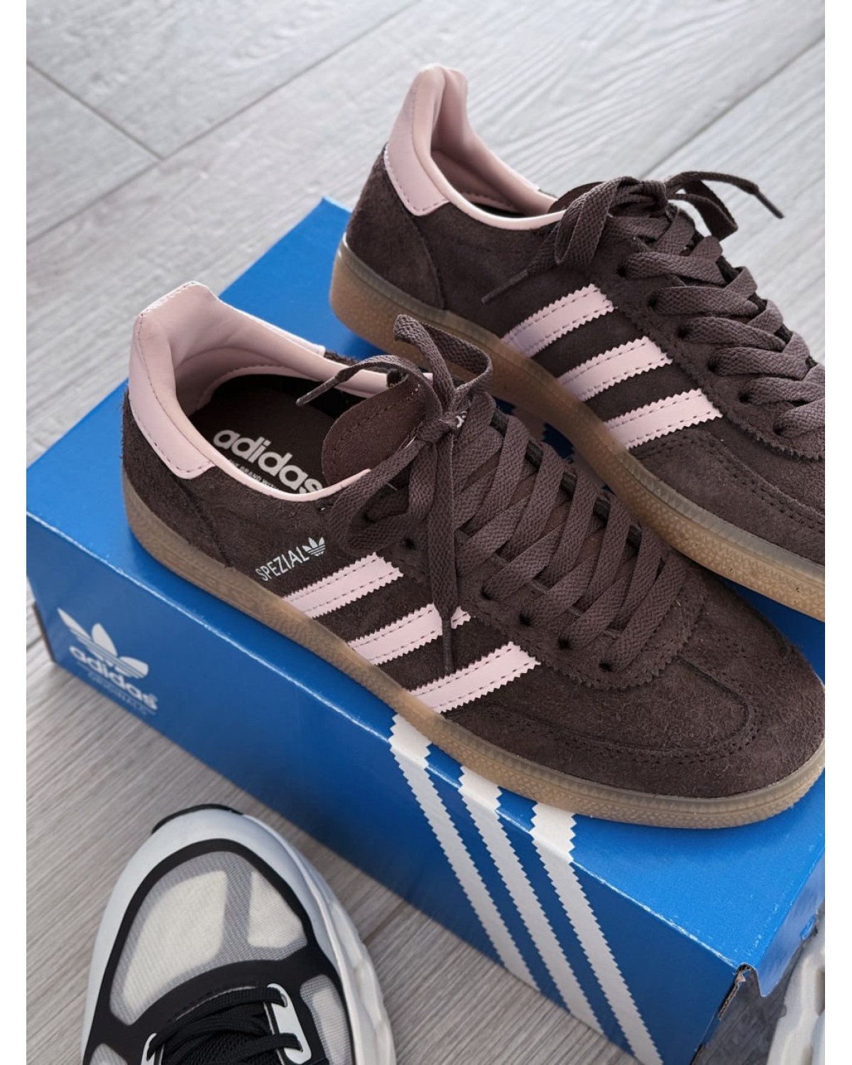 Adidas Handball Spezial Brown Pink