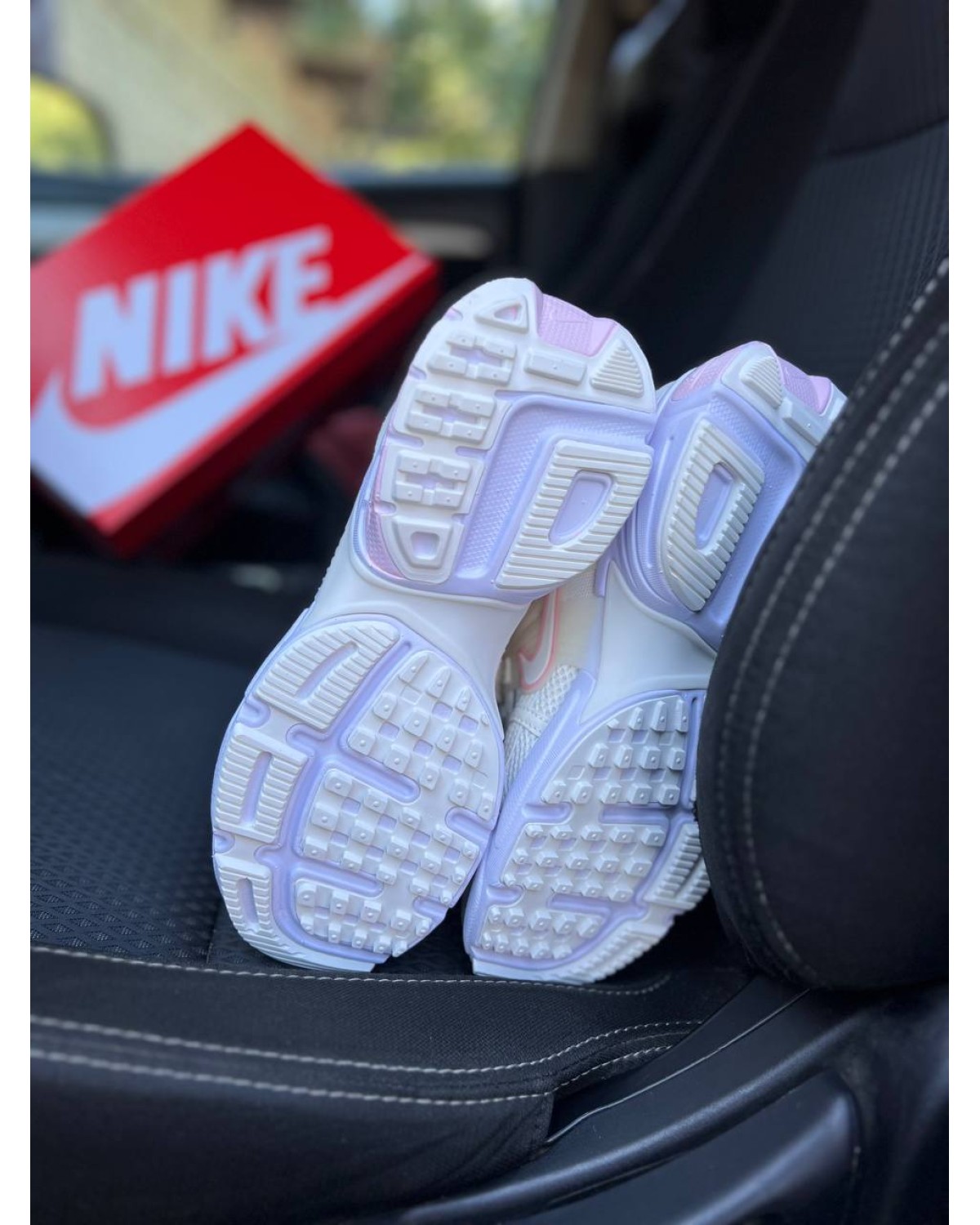 Nike V2K Run Beige Pink