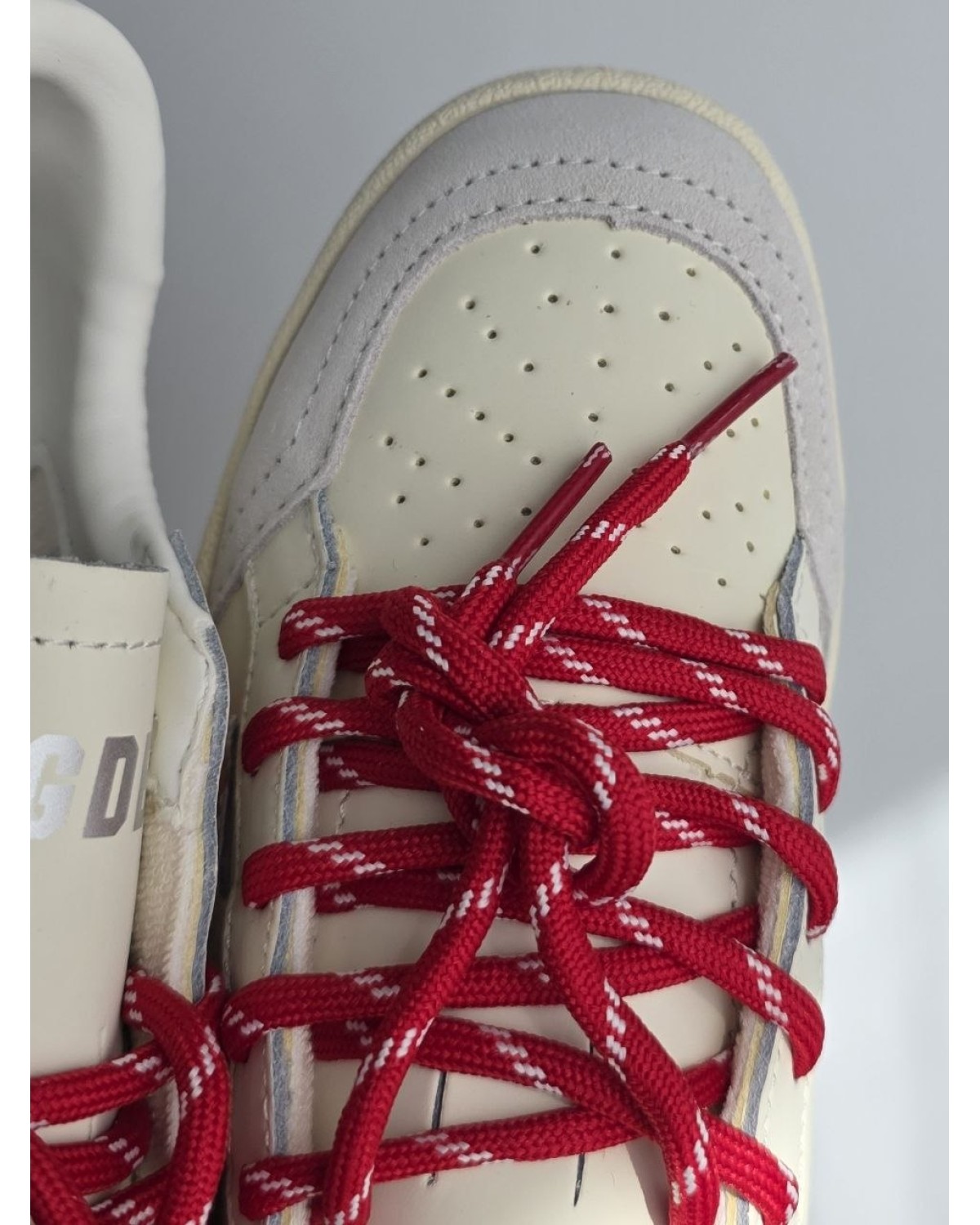 Golden Goose Ball Star Milk/Grey/Red
