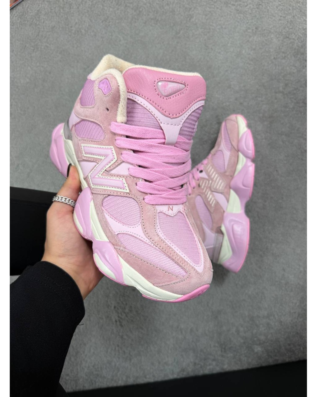 New Balance 9060 Pink