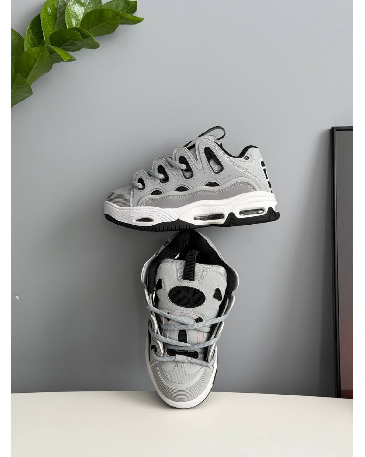 Osiris D3 2001 Grey Osiris D3 2001 Grey