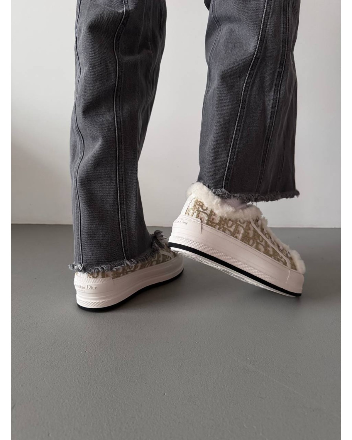 Christian Dior Wal’n Dior Fur White / Gold
