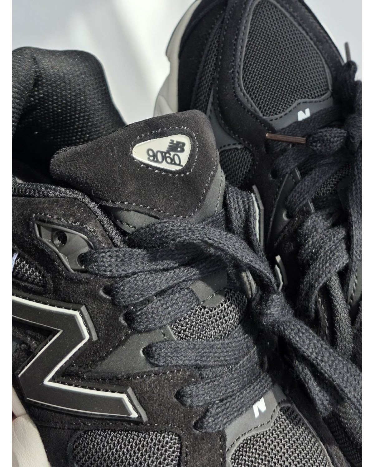 New Balance 9060 Black/White New Balance 9060 Black/White