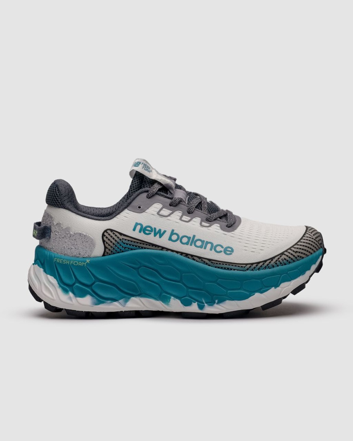 New Balance Fresh Foam X More Trail v3