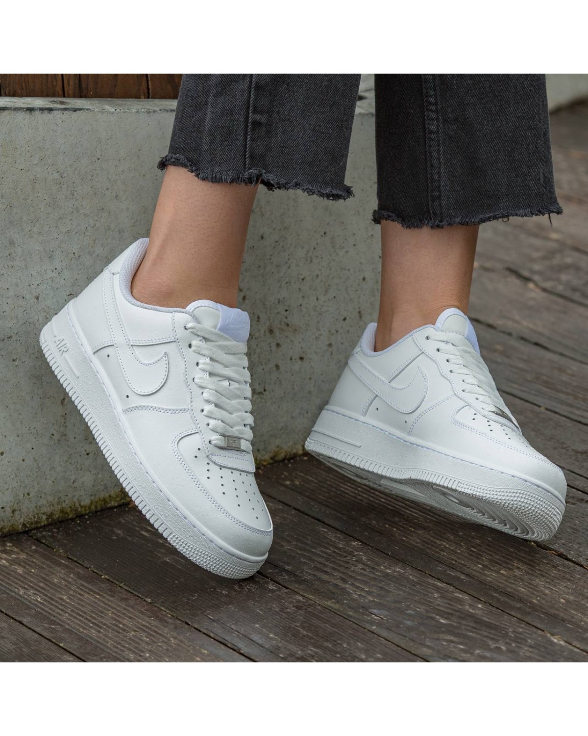 Nike Air Force 1 Low White