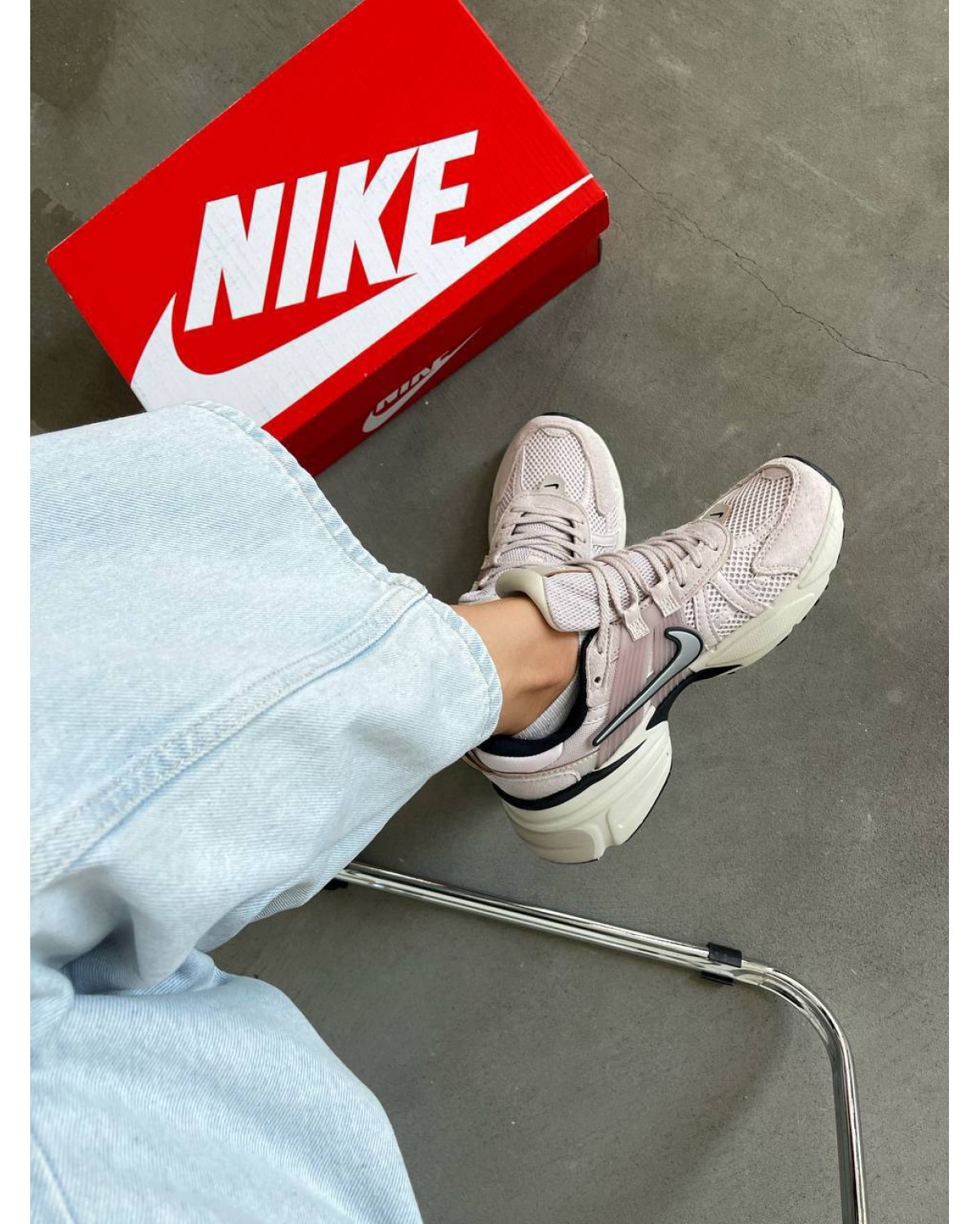 Nike V2K Run Pink