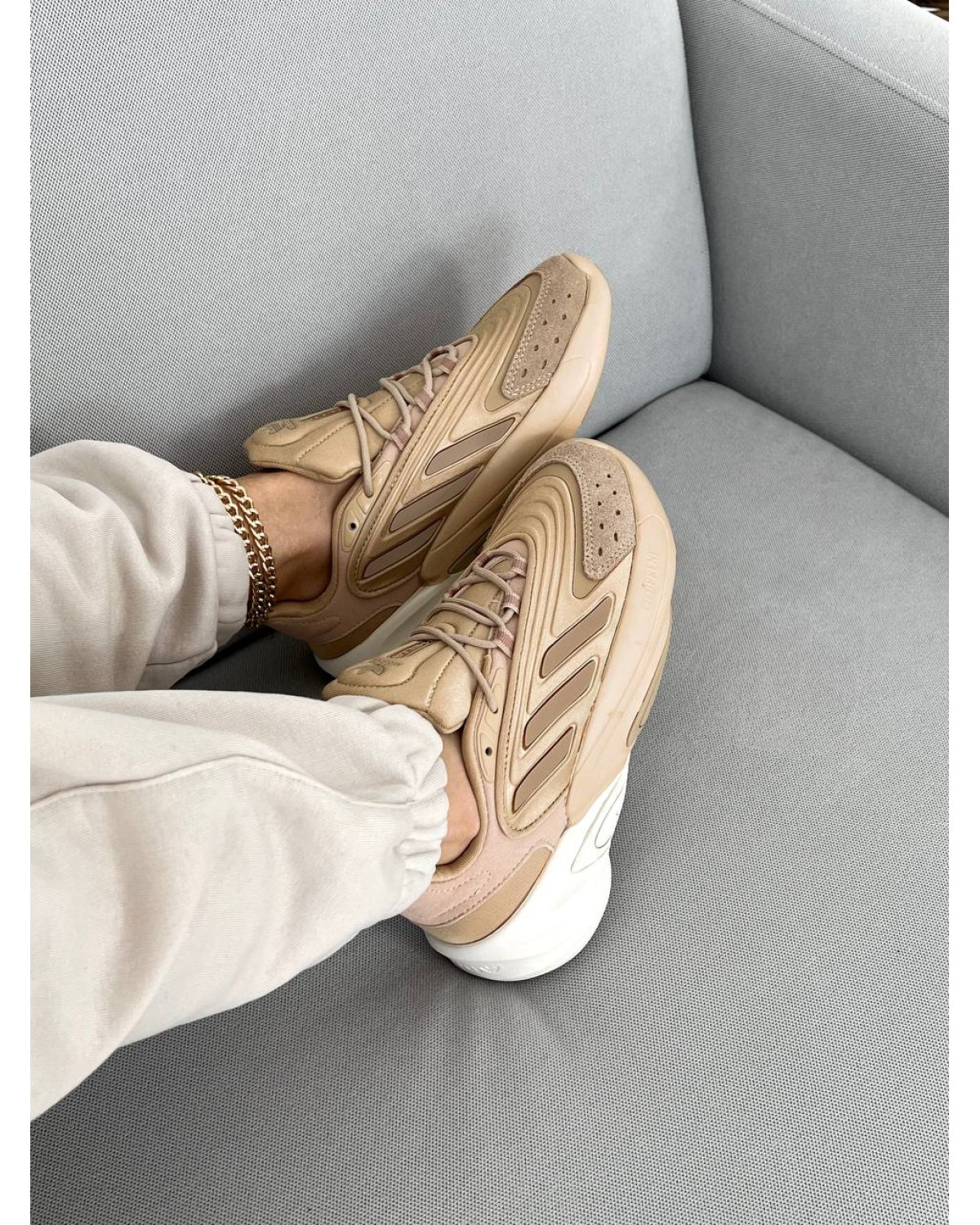 Adidas Ozelia Beige White