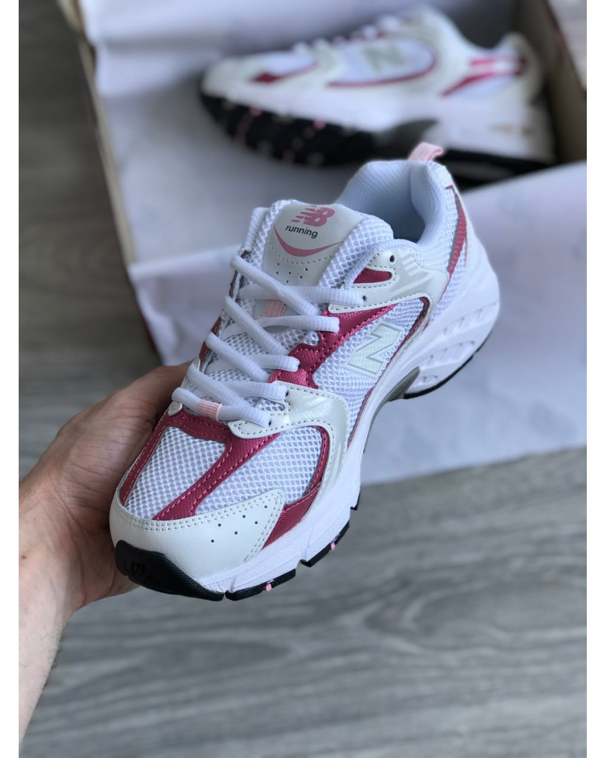 New Balance 530