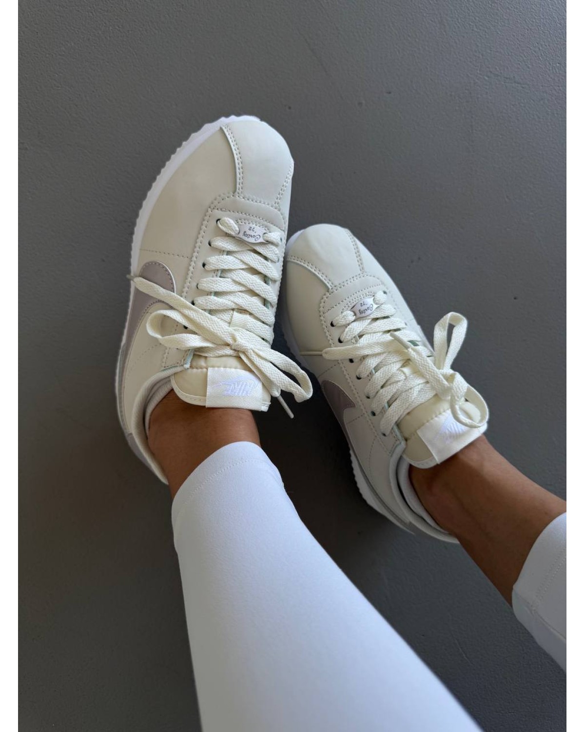 Nike Cortez Ivory/Metallic Bronze