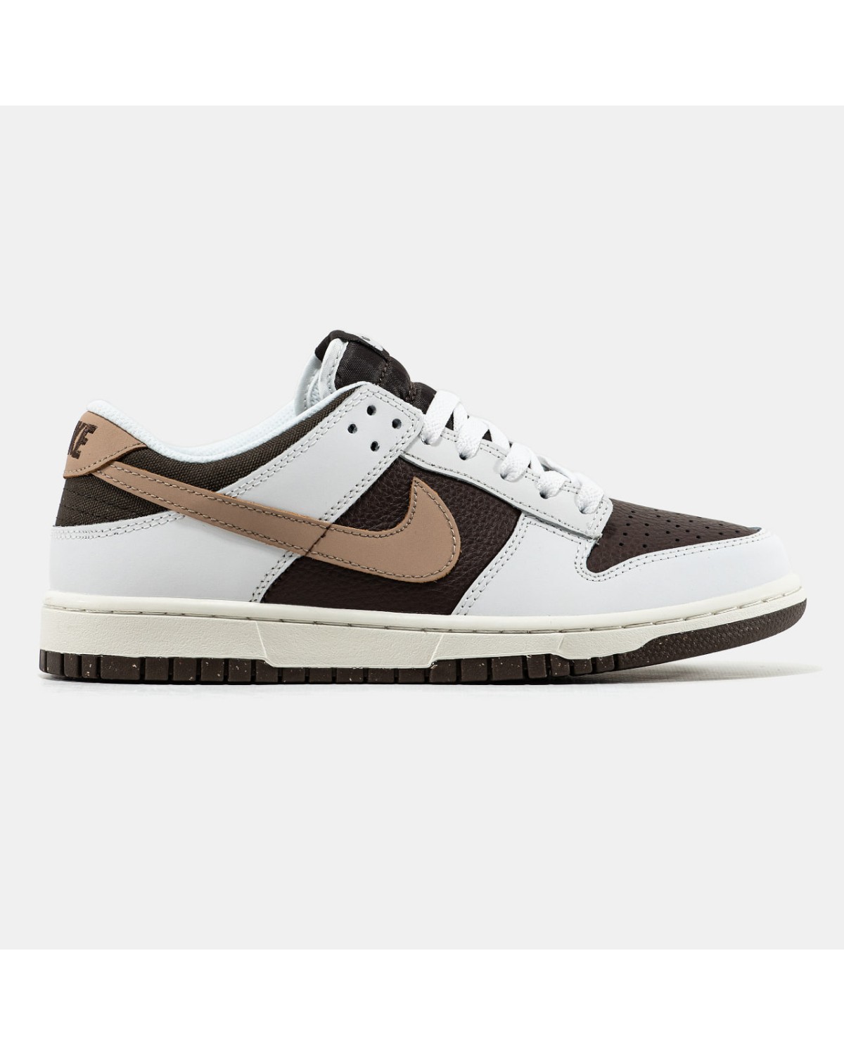 Nike SB Dunk Low
