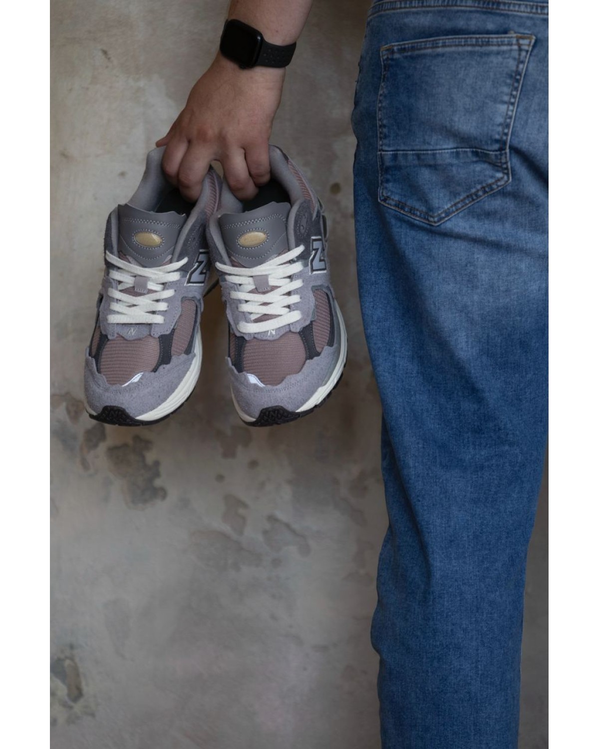 New Balance 2002R