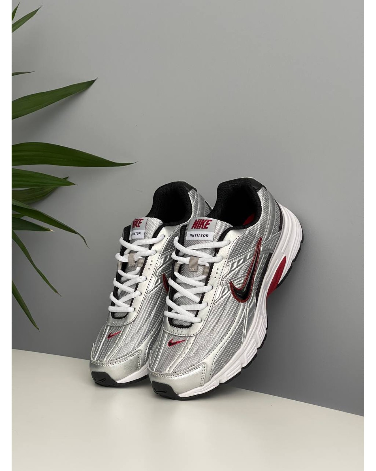 Nike Initiator Metallic Silver Black Gore-Tex Nike Initiator Metallic Silver Black Gore-Tex