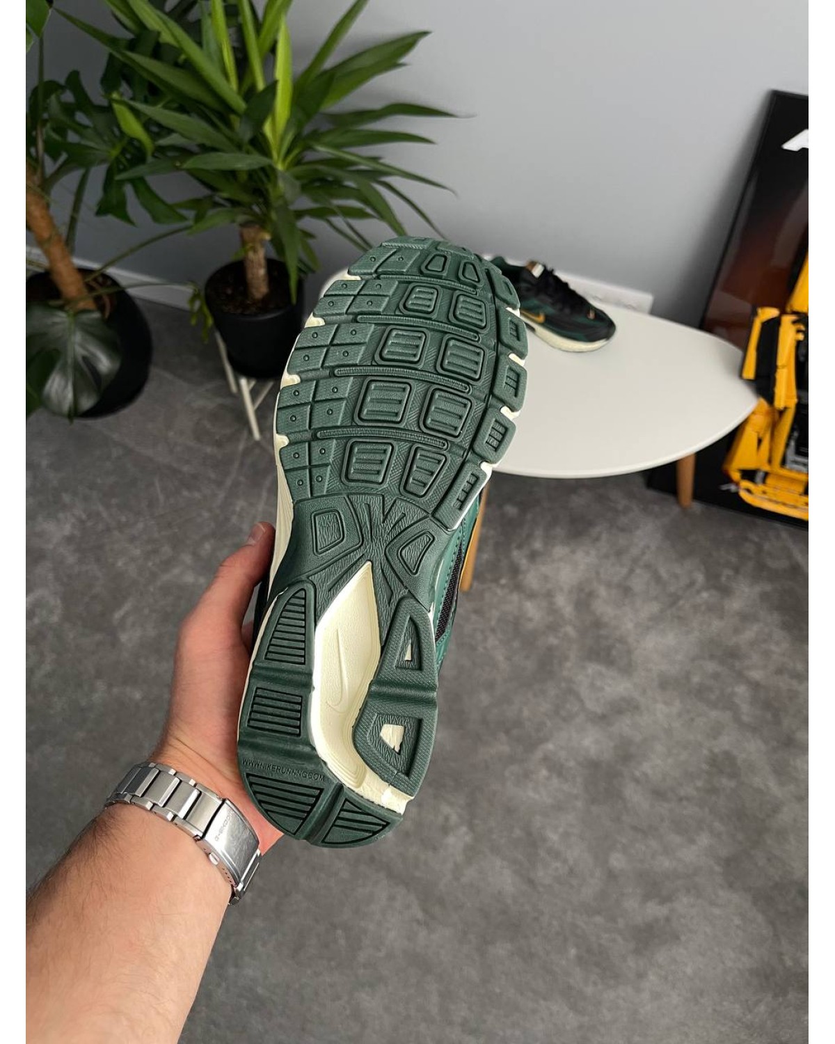 Nike Initiator Green Nike Initiator Green