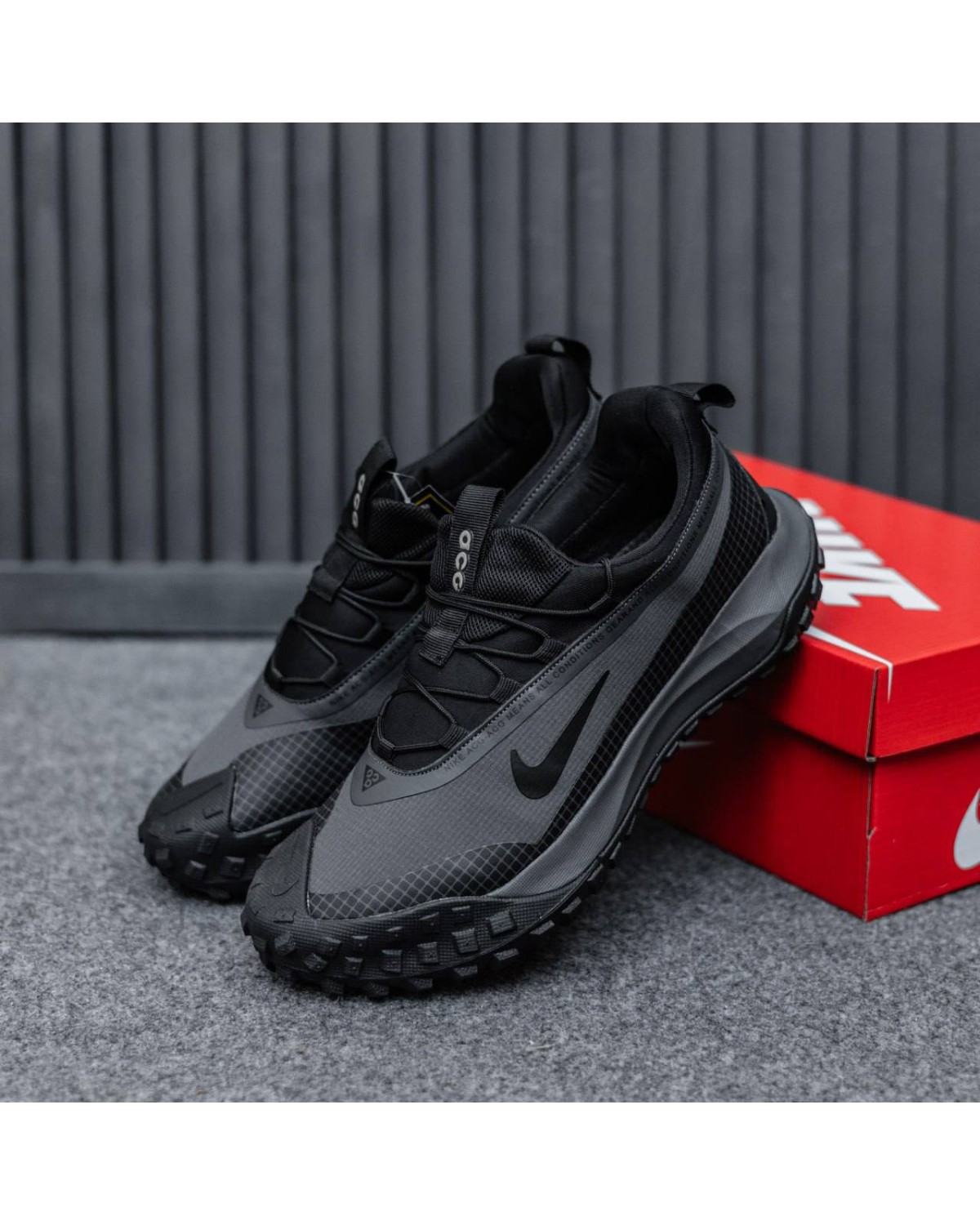 Nike ACG Mountain Fly Nike ACG Mountain Fly