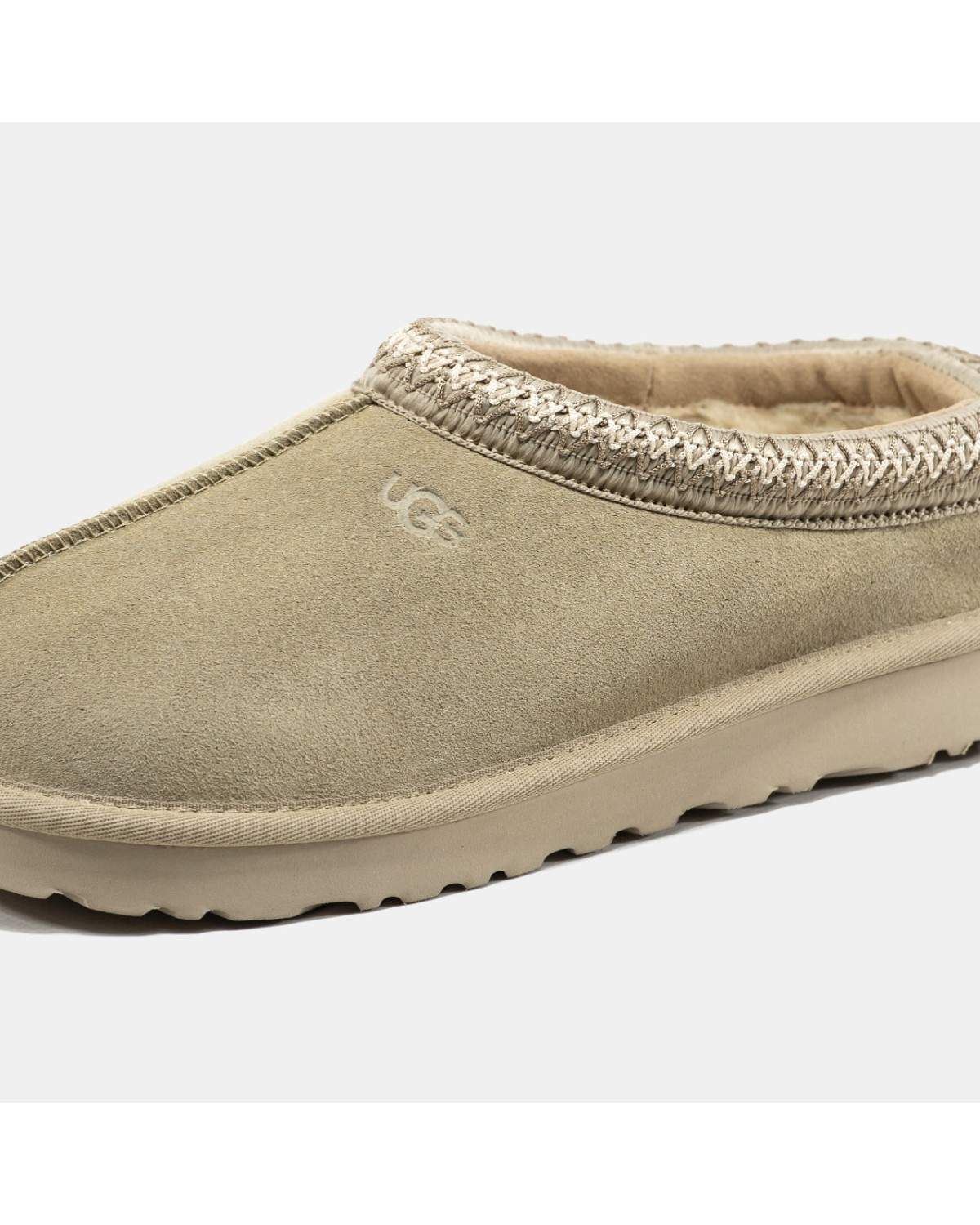 UGG Tasman