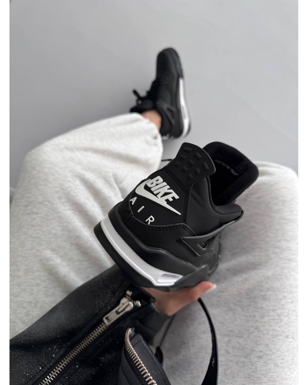 Nike Air Jordan Retro 4 x Bike Black Nike Air Jordan Retro 4 x Bike Black