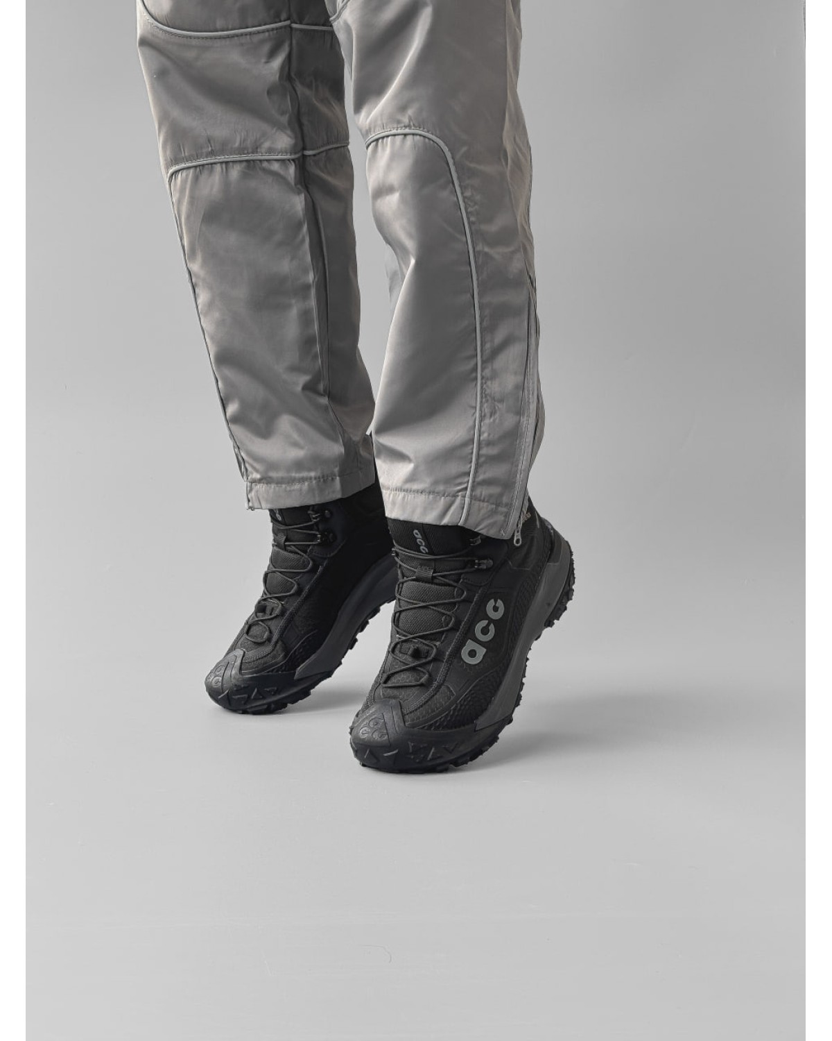 Nike ACG Mountain Fly Black/Gray Fur Nike ACG Mountain Fly Black/Gray Fur