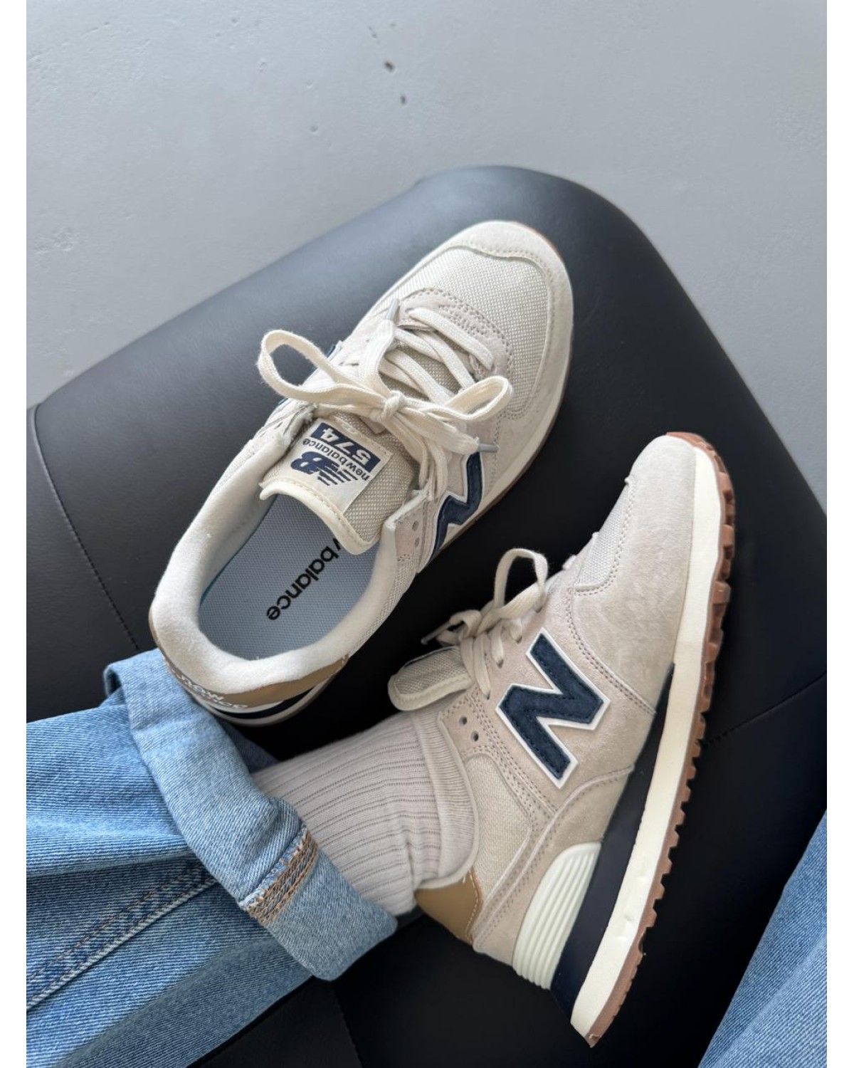 New Balance 574 Light Beige/Blue New Balance 574 Light Beige/Blue