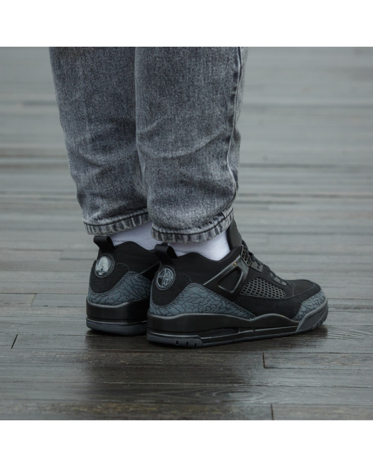 Air Jordan 3 Retro Low Black Cat Air Jordan 3 Retro Low Black Cat