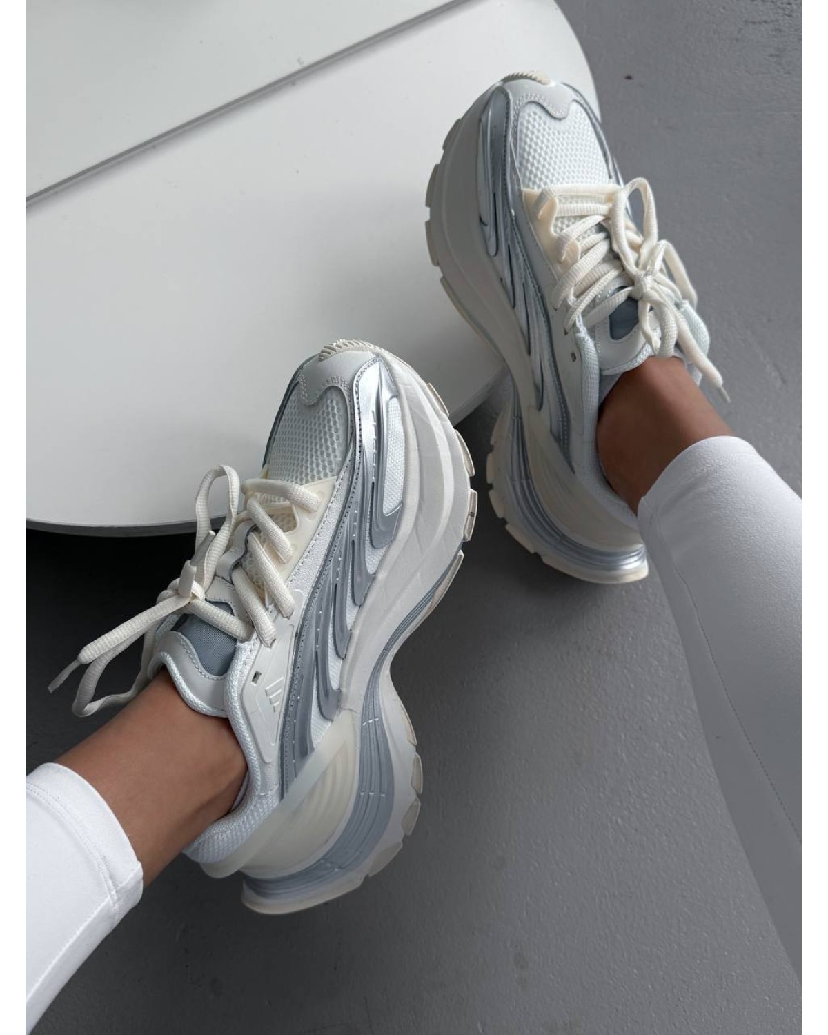 Adidas XLG Metawave "White Grey" Adidas XLG Metawave "White Grey"