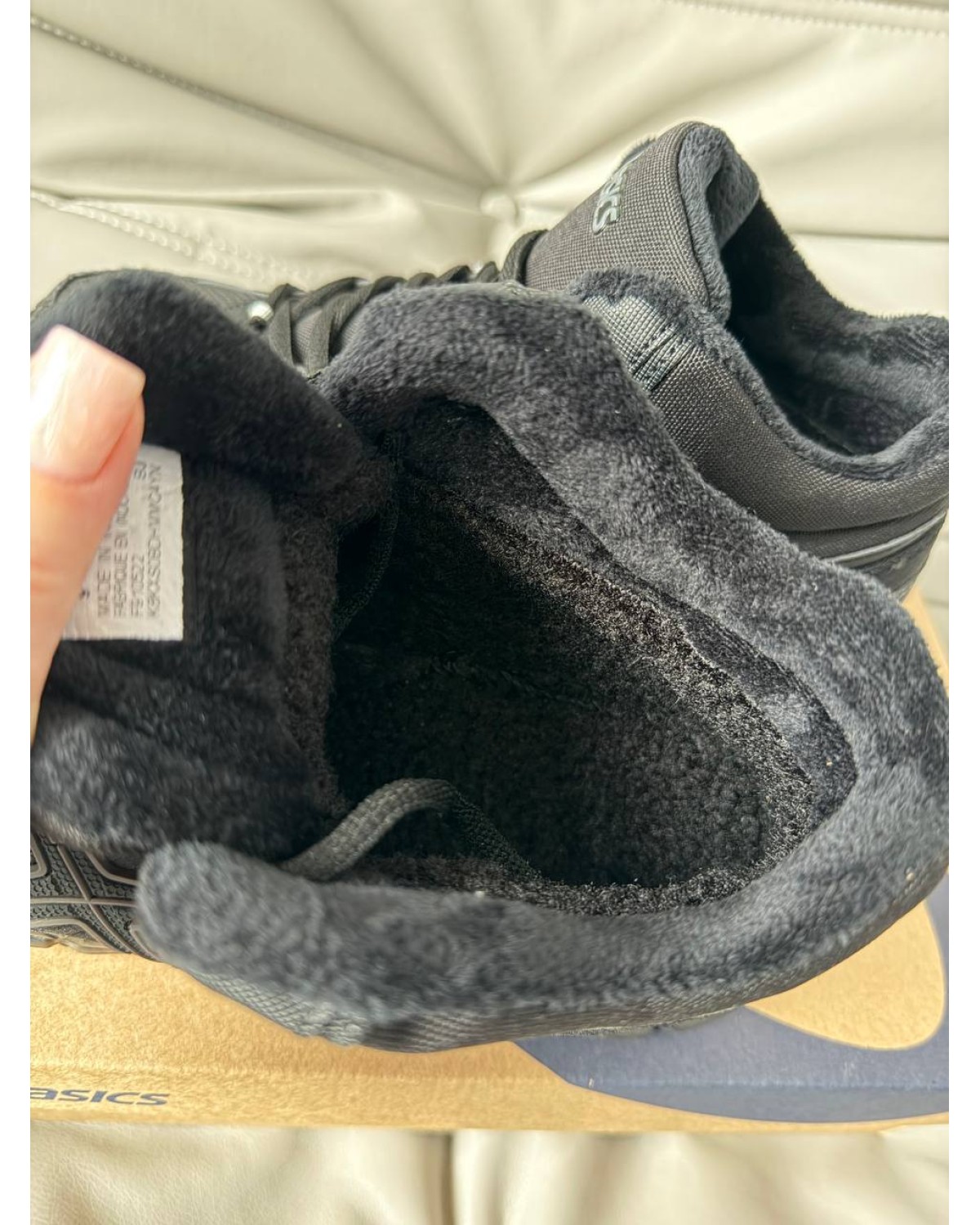 Asics Gel-Kahana 8 High Black Rose Gold Fur