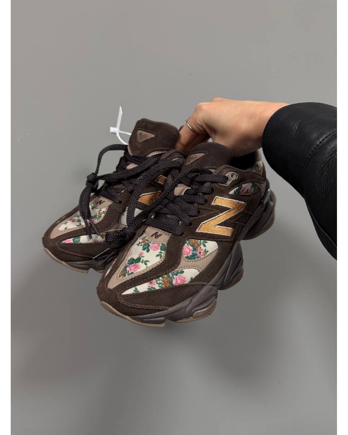 New Balance 9060 Atmos Pink