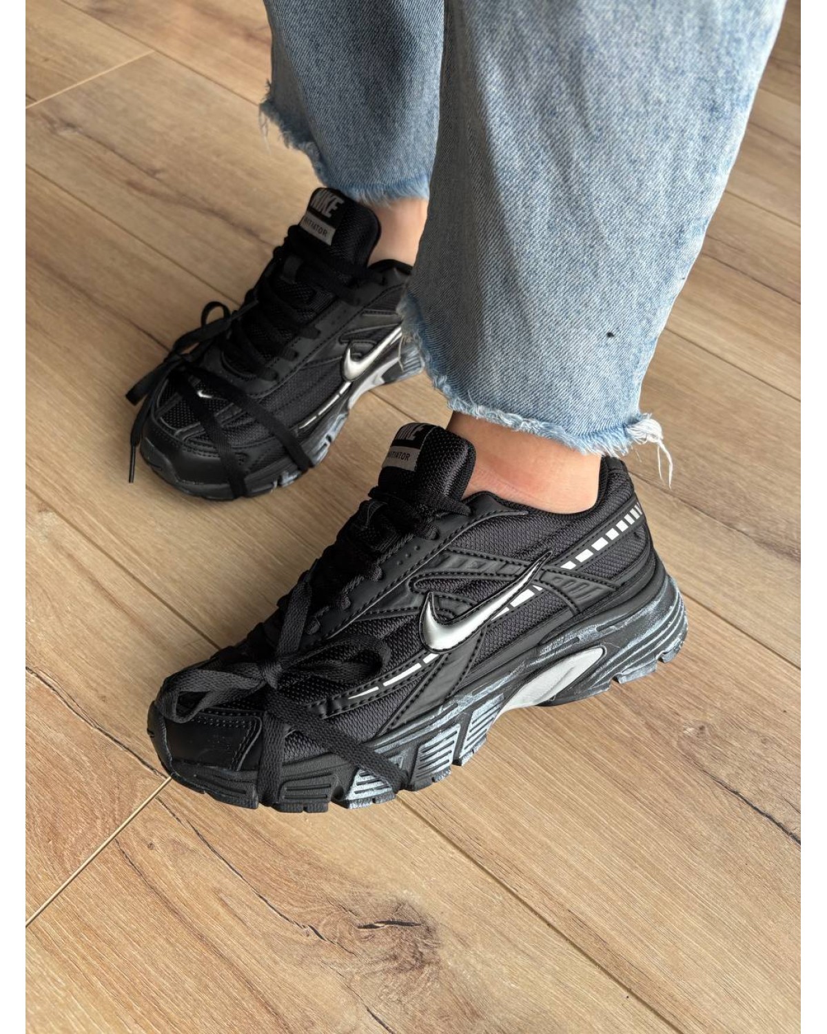 Nike Initiator Custom Black White