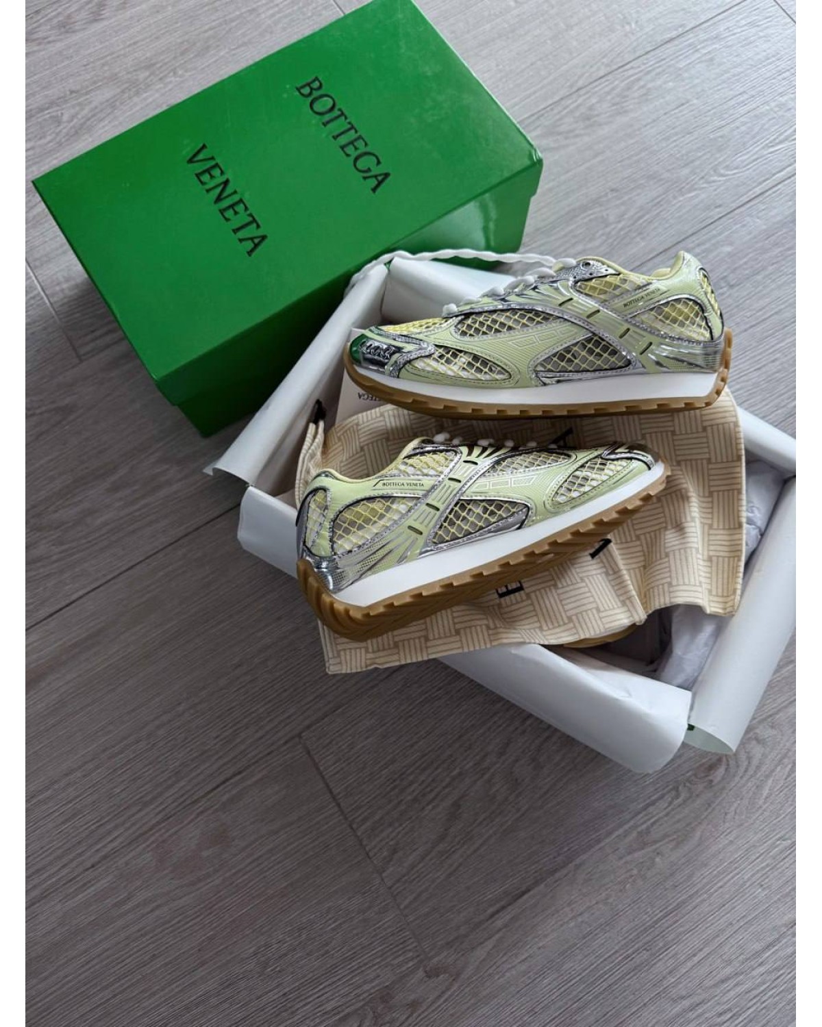 Bottega Veneta Orbit Sneaker Mud/white