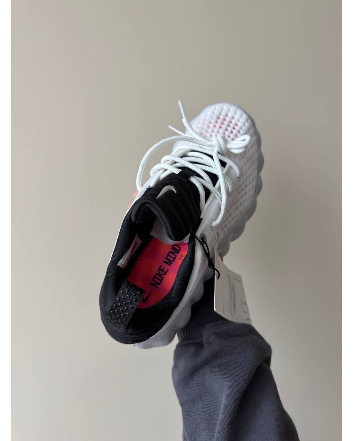 Nike Mind 002 White Black