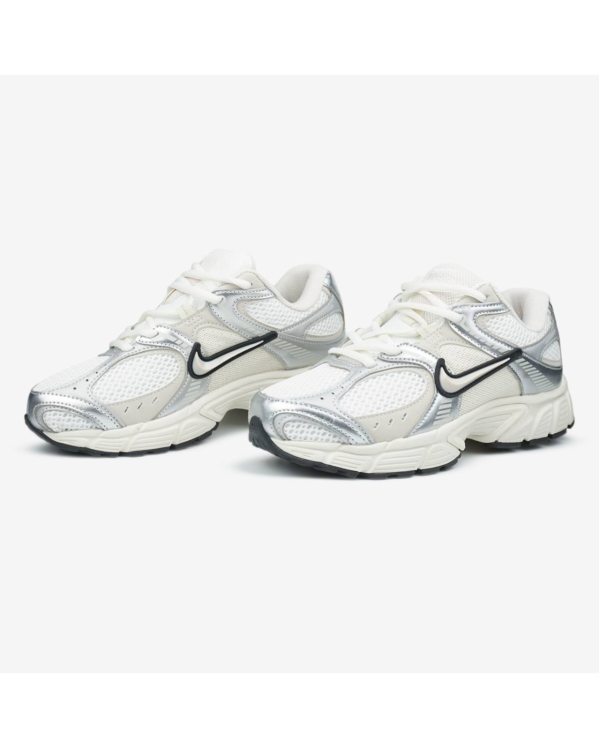 Nike V5 RNR White Beige Silver Black