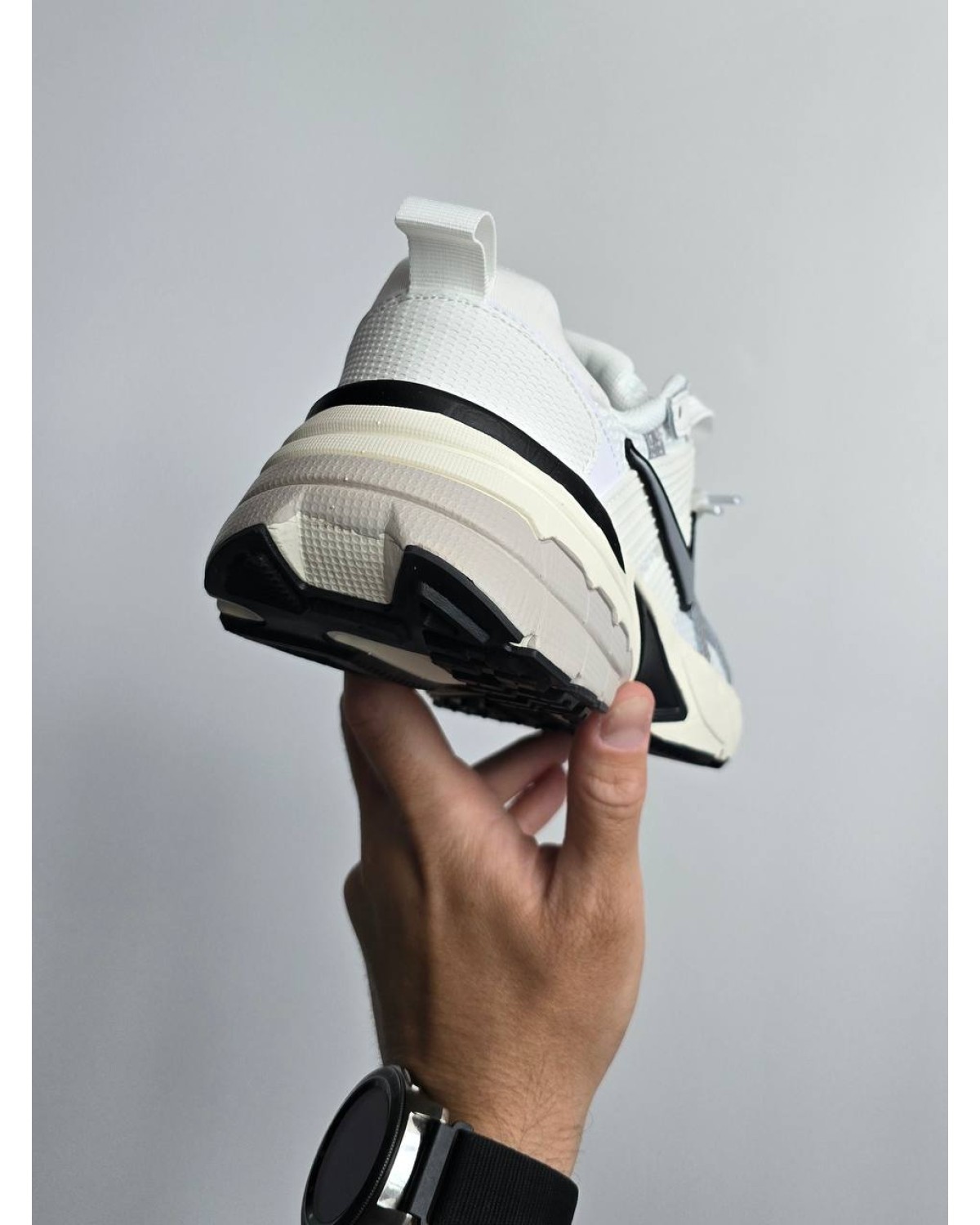 Nike V2K Run White/Silver/Black