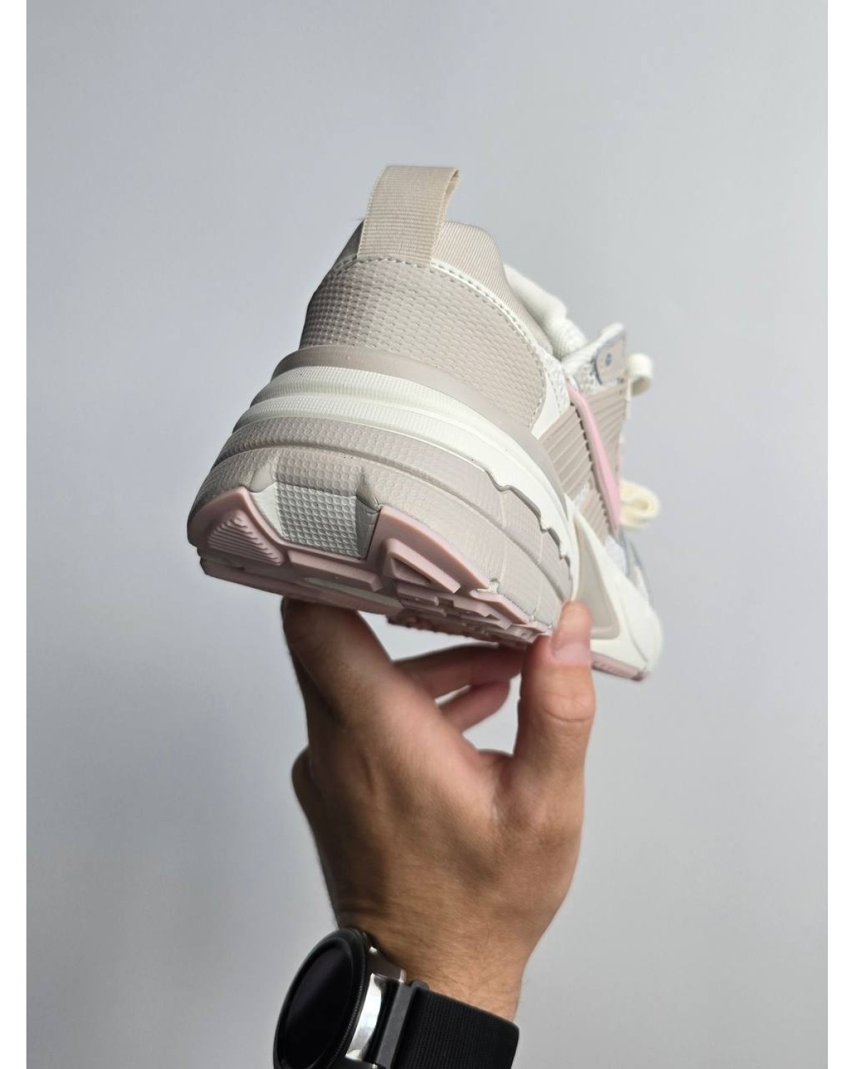 Nike V2K Run Cream/Beige/Pink