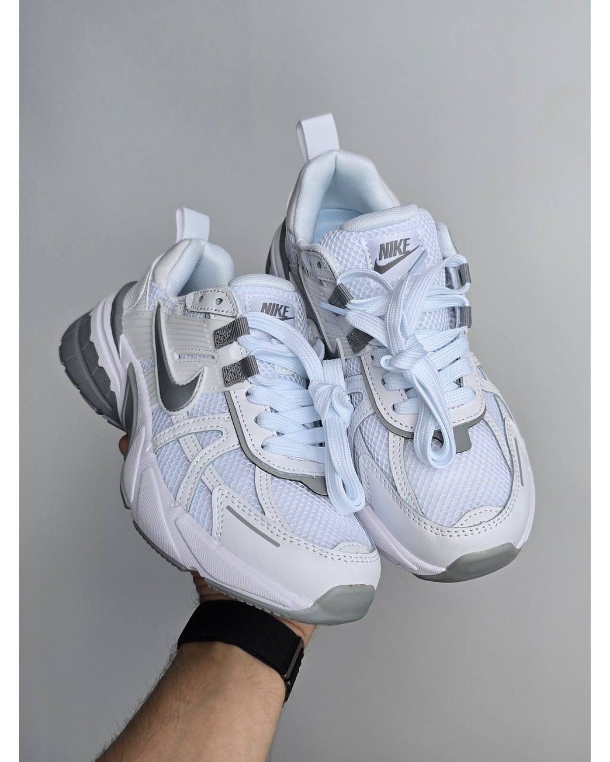 Nike V2K Run White/Light Grey/Grey Nike V2K Run White/Light Grey/Grey